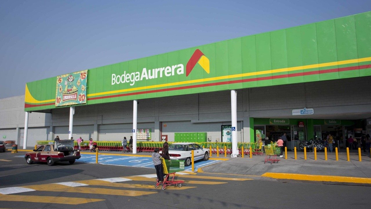 How to send messages to strangers on WhatsApp